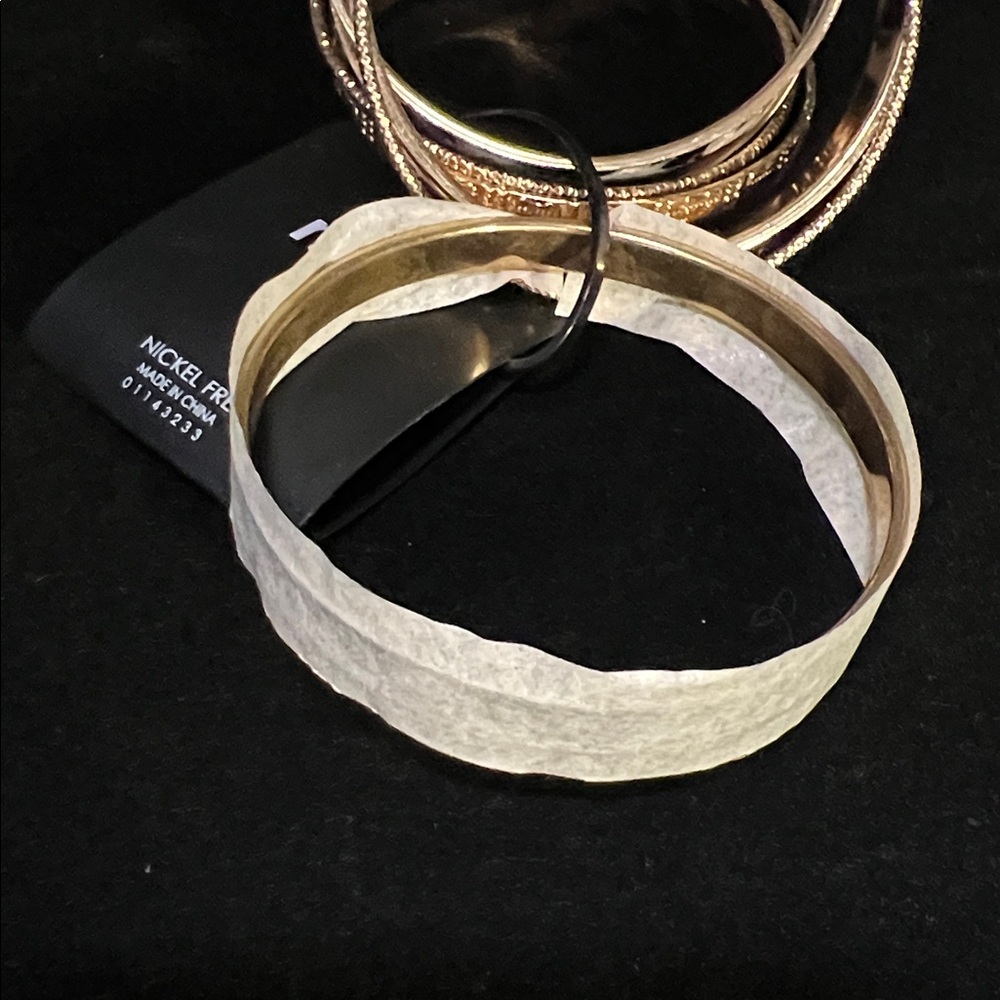 MRP Gold and Black Animal Print Bangle Bracelet Set (7) - Picture 4 of 5